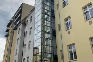 New passenger lift in Argentinsk Street - Prague